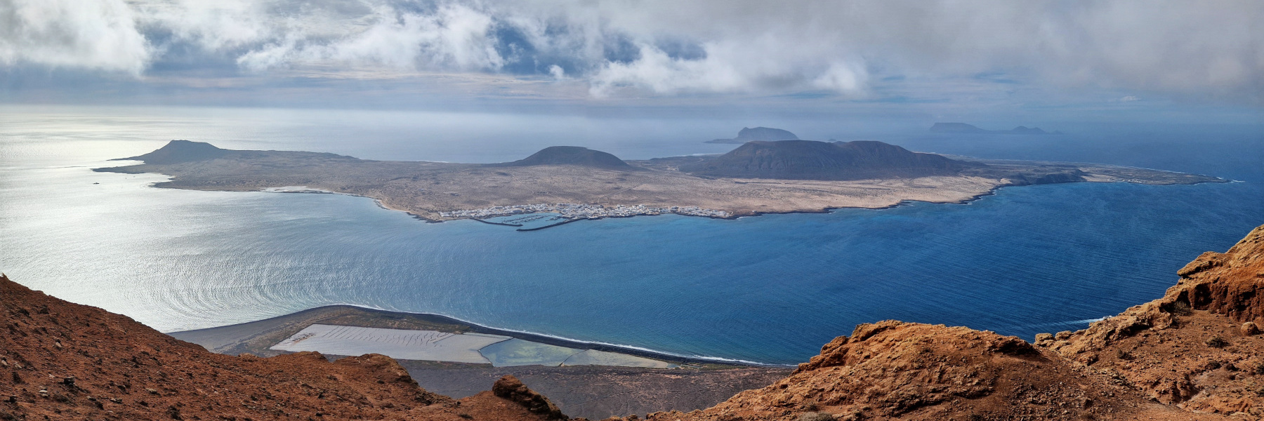 Lanzarote, île la Graciosa. Lanzarote, île la Graciosa.