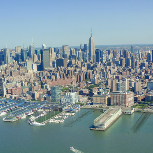 Vol hélicoptère au-dessus de l'Hudson River, Vue sur Manhattan. Vol hélicoptère au-dessus de l'Hudson River, Vue sur Manhattan.