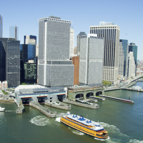Vol hélicoptère au-dessus de l'Hudson River, Vue sur Manhattan. Vol hélicoptère au-dessus de l'Hudson River, Vue sur Manhattan.