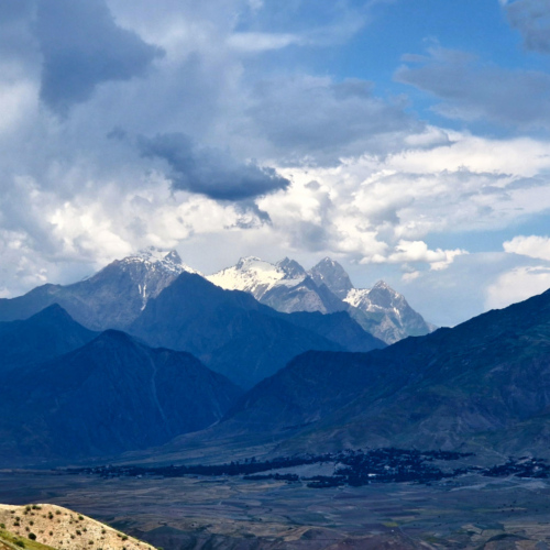 Rive afghane. Tadjikistan, Douchanbé à Kalaikhum.