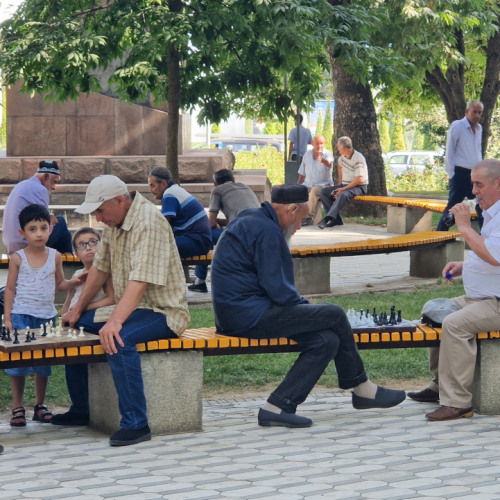 Douchanbé, partie d'échec dans un parc. Tadjikistan, Douchanbé.