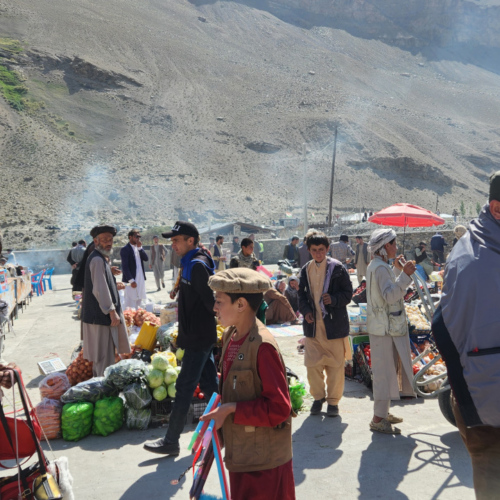 Ishkashim le marché afghan. Tadjikistan, Ishkashim.