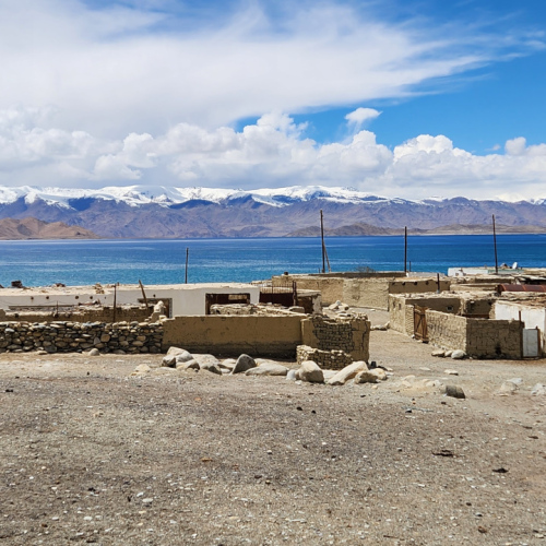 Village de Karakul. Tadjikistan, Karakul.