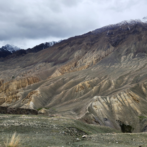 Tadjikistan, de Karakul à Sawnob. Tadjikistan, de Karakul à Sawnob.