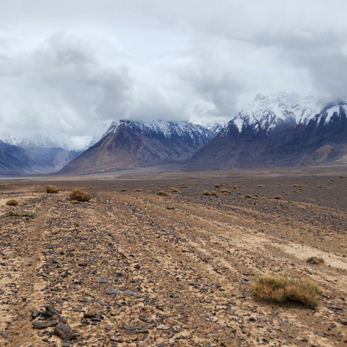Tadjikistan, de Karakul à Sawnob.
Des paysages grandioses. Tadjikistan, de Karakul à Sawnob.