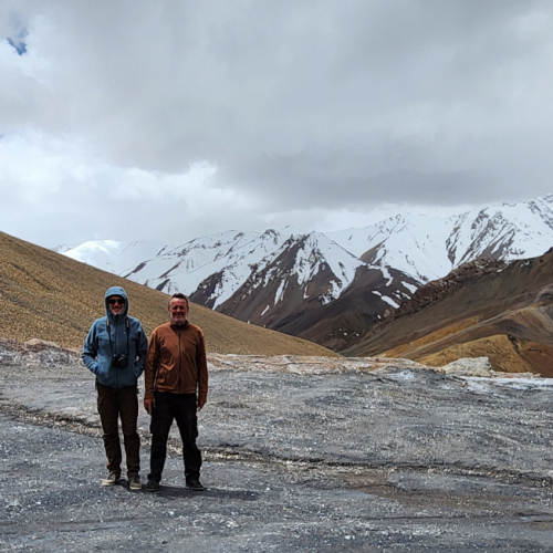 Tadjikistan, Route de Murgab à Karakul.
Au col Ak Baytal à 4655 m. Tadjikistan, Murghab à Karakul.