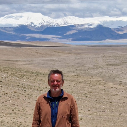 Tadjikistan, Route de Murgab à Karakul.
Lac Kara Kul en vu. Tadjikistan, Murghab à Karakul.