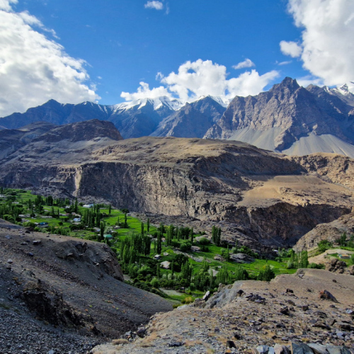Tadjikistan, Sawnob à Khijez.
Nous quittons Sawnob. Tadjikistan, Sawnob à Khijez.
