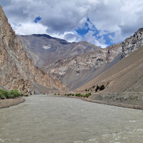 Tadjikistan, Sawnob à Khijez. Tadjikistan, Sawnob à Khijez.