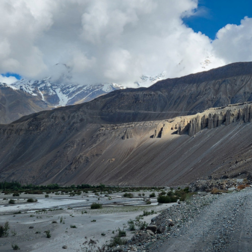 Tadjikistan, Sawnob à Khijez. Tadjikistan, Sawnob à Khijez.
