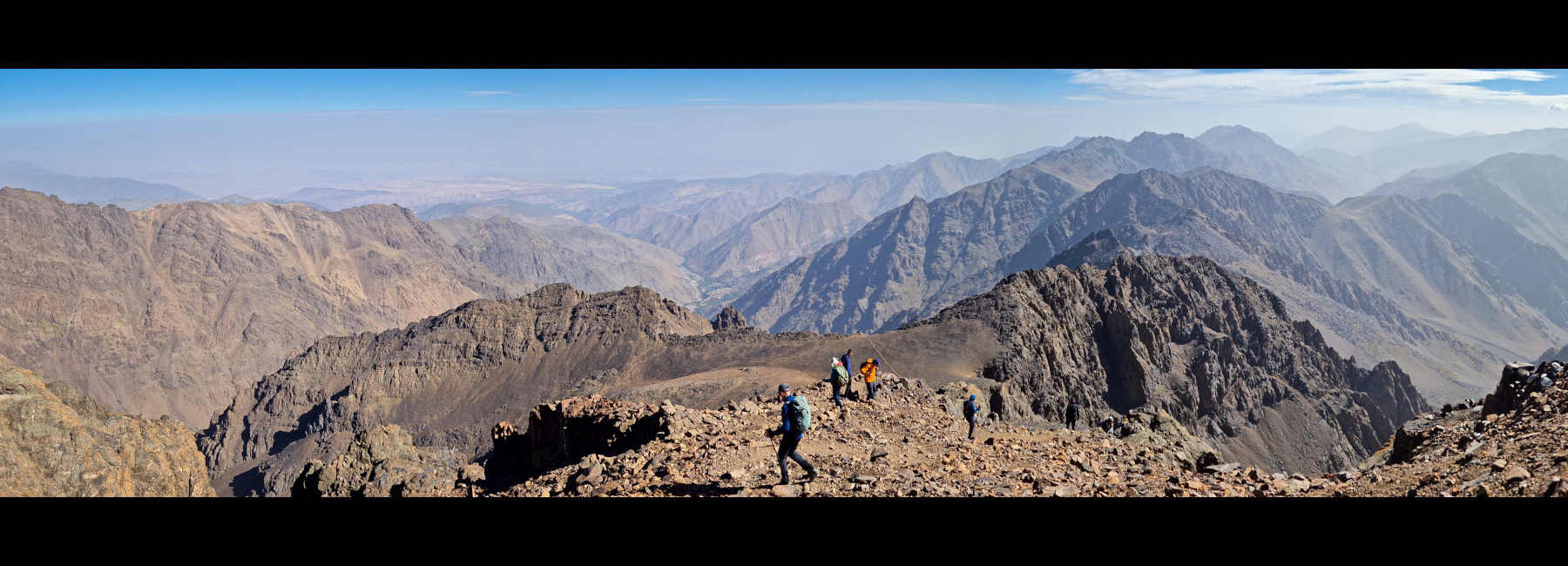 Nous entamons la redescente. Maroc, Le Djebel Toubkal.