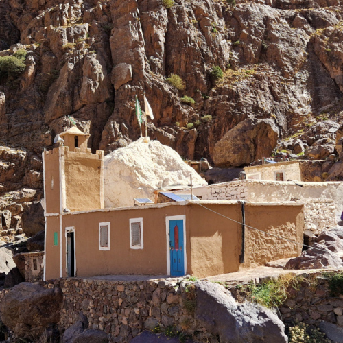 Petit village sur notre parcours. Maroc, Le Djebel Toubkal.