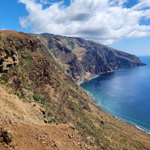 Vue du phare da Ponta da Pargo. Madère, Farol da Ponta da Pargo.