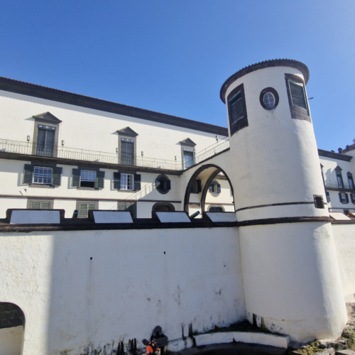 Palacio de Sao Lourenço, école militaire. Madère, Funchal.
