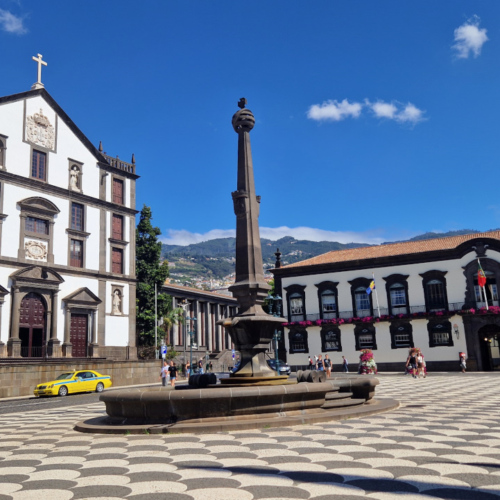 Place de la Mairie de Funchal. Madère, Funchal.