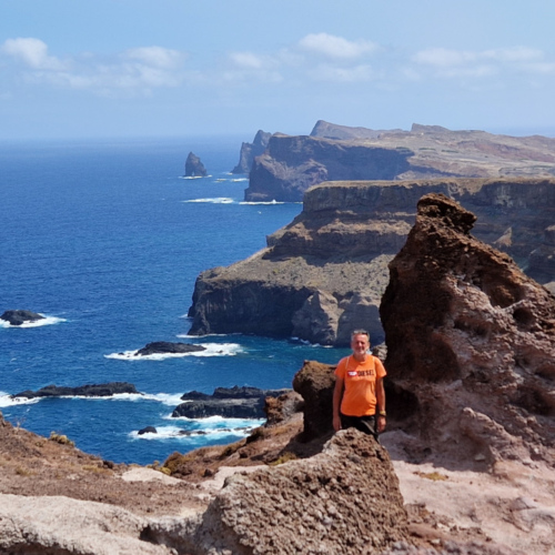 Vue sur la presqu'île São Lourenço. Madère, Red Rocks.