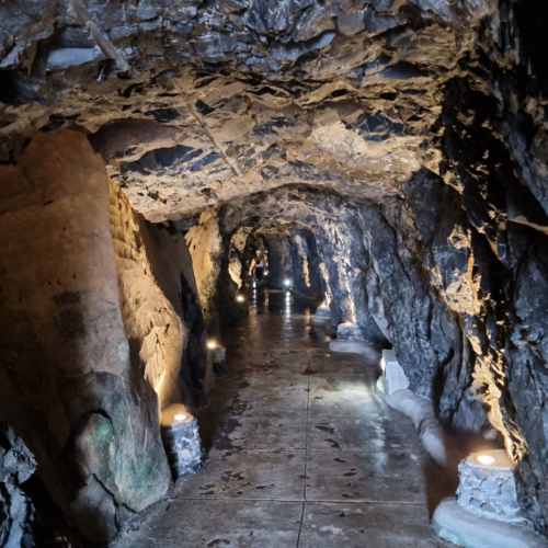 Le tunnel Porças do Gomes. Madére, Funchal.