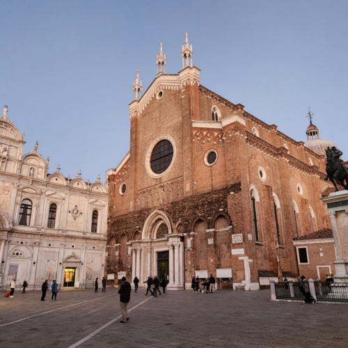 Hôpital général de venise et basilique san zanìpolo. Hôpital général de venise et basilique san zanìpolo.