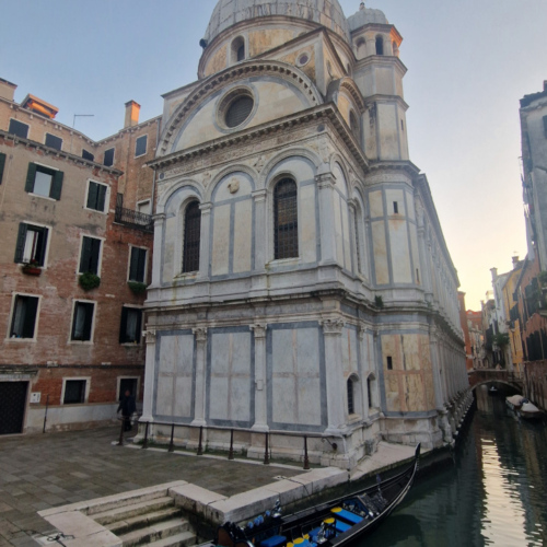 Venise, Église Santa Maria dei Miracoli. Venise, Église Santa Maria dei Miracoli.