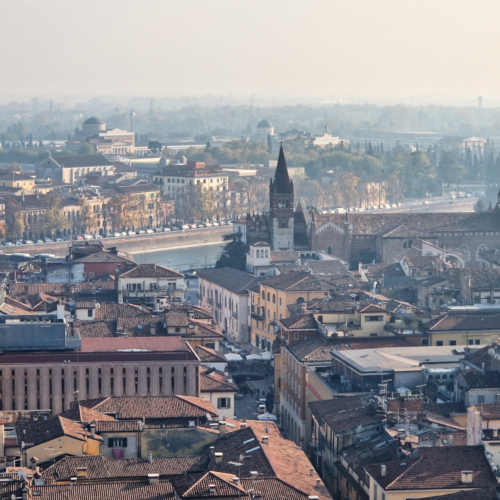 Vue de la tour des Lamberti. Vérone, vue de la tour des Lamberti.