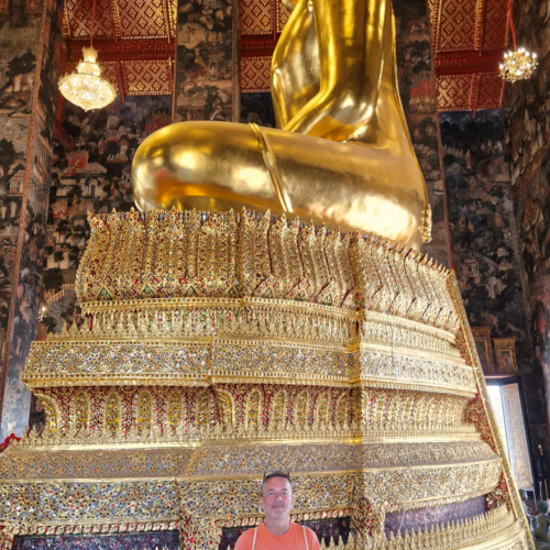 Bangkok Le Wat Suthat. la Grande Chapelle. Bangkok Le Wat Suthat