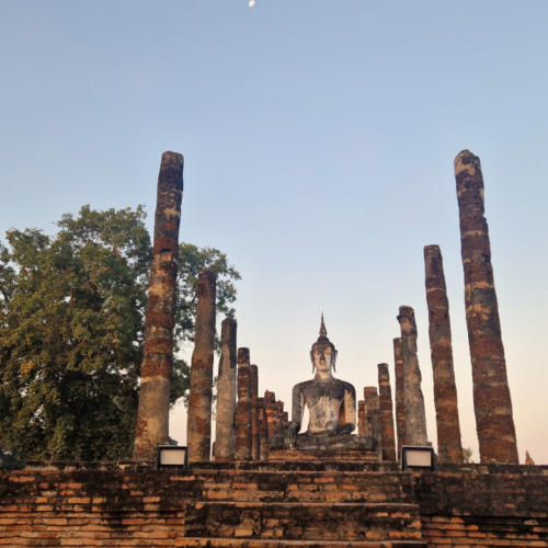 Sukhoyhai Wat Mahathat sukhoyhai wat mahathat