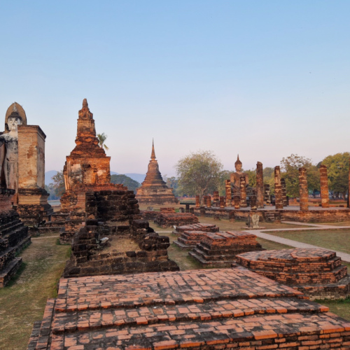 Sukhoyhai Wat Mahathat sukhoyhai wat mahathat