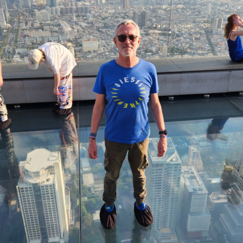 Surplomb de la tour MahaNakhon Surplomb de la tour MahaNakhon