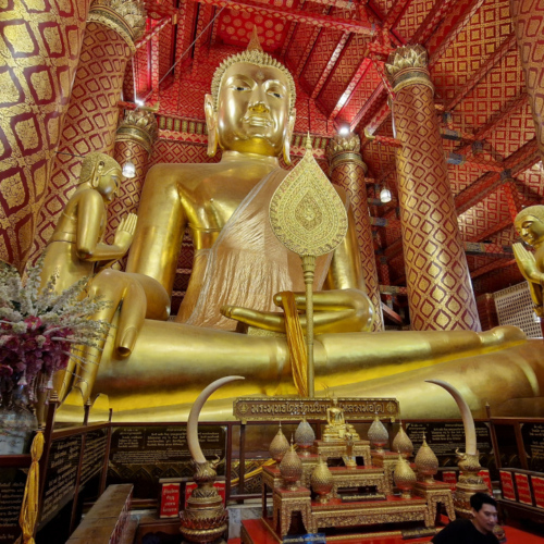 Ayutthaya Wat Phanan Choeng, Le grand wihan Ayutthaya Wat Phanan Choeng