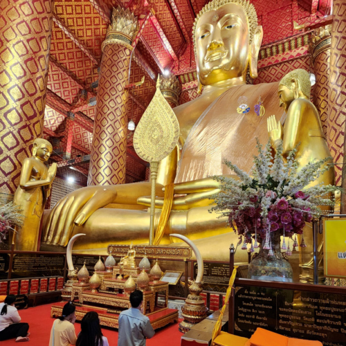 Ayutthaya Wat Phanan Choeng, Le grand wihan Ayutthaya Wat Phanan Choeng