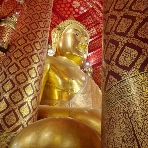 Ayutthaya Wat Phanan Choeng, Le grand wihan Ayutthaya Wat Phanan Choeng
