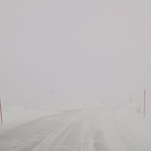 Norvège île de Kvløya, oui oui, il y a une route là ! Norvège île de Kvløya