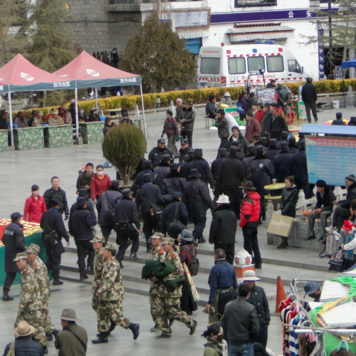 Tibet Lhassa assiégée Tibet Lhassa assiégée