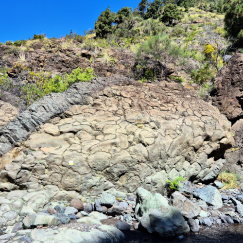 La Palma Barranco de las Angustias.
Pilows lava, laves en coussin. La Palma Barranco de las Angustias