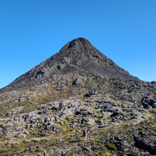 Açores Pico Volcan. Le petit cône dans la caldeira sommitale. Açores Pico Volcan