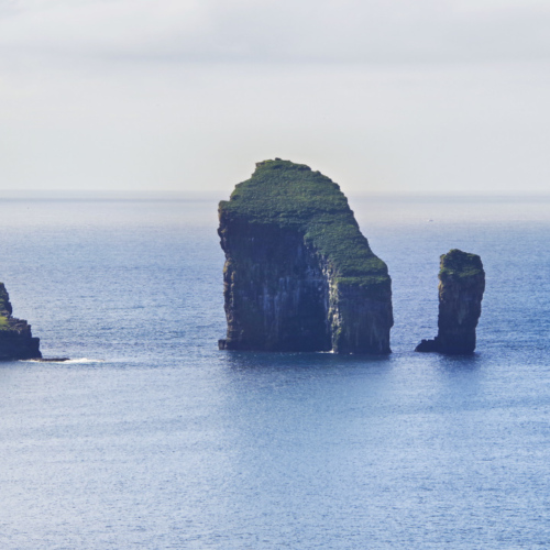 Îles Féroé Bøur, l'îlot Gáshólmur. Îles Féroé Bøur, l'îlot Gáshólmur.