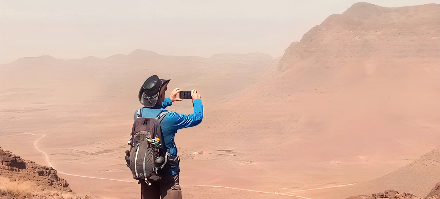 Maroc Djebel Saghro, Juste après le col. Maroc Djebel Saghro trek jour3