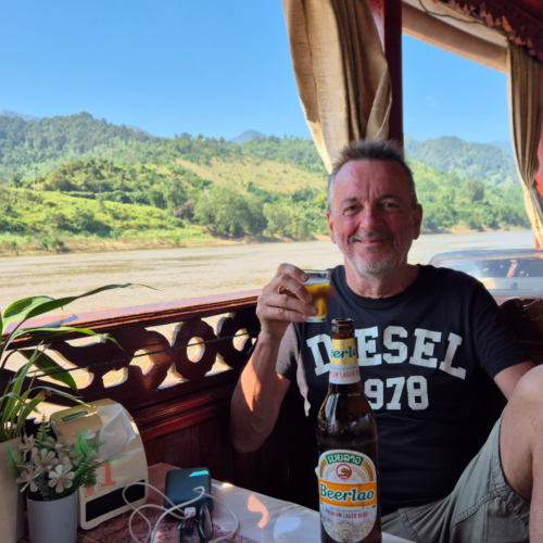 Laos descente du Mékong. Laos descente du Mékong