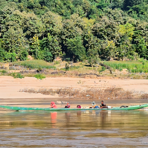 Laos descente du Mékong. Laos descente du Mékong