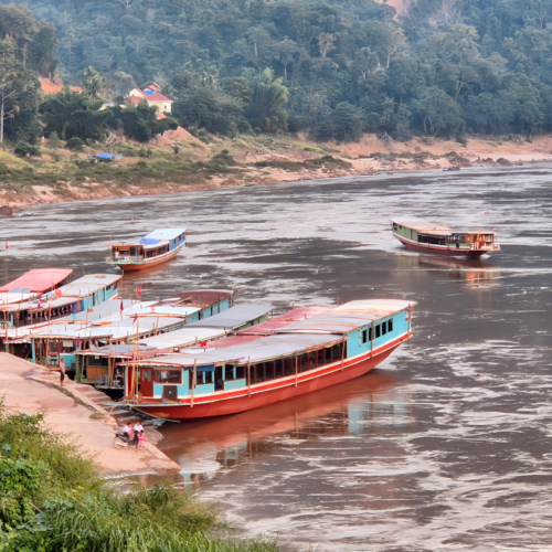 Laos escale à Pak Beng Laos escale à Pak Beng