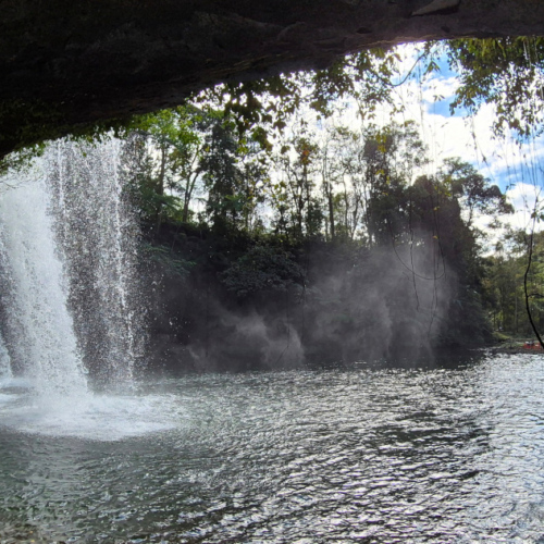 Laos, Plateau des Bolavens, la Cascade Tad Champee. Laos Bolavens Cascade Tad Champee
