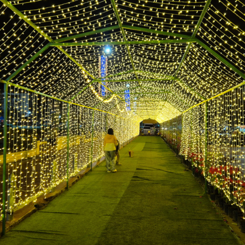 Thaïlande Ubon Ratchathani.
Illuminations de Noël. Thaïlande Ubon Ratchathani