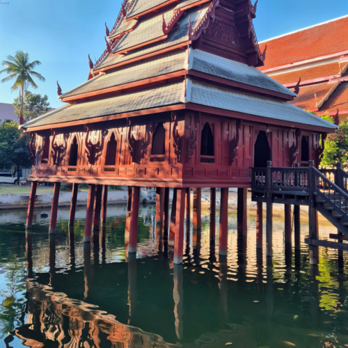 Thaïlande Ubon Ratchathani Wat Tung Si Muang. Thaïlande Ubon Ratchathani Wat Tung Si Muang