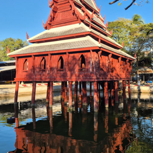 Thaïlande Ubon Ratchathani Wat Tung Si Muang. Thaïlande Ubon Ratchathani Wat Tung Si Muang
