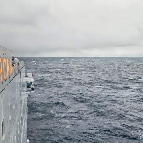 À bord du Norröna, vent violent et pluie À bord du Norröna, vent violent et pluie