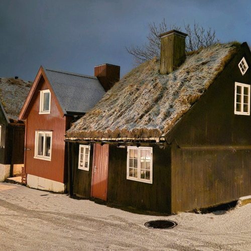 Îles Féroé, arrivée à Tórshavn.
Le quartier historique. Îles Féroé, arrivée à Tórshavn.