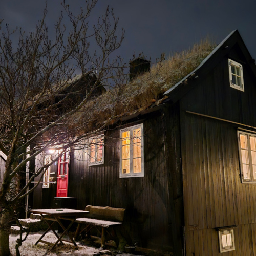 Îles Féroé, arrivée à Tórshavn.
Le quartier historique. Îles Féroé, arrivée à Tórshavn.
