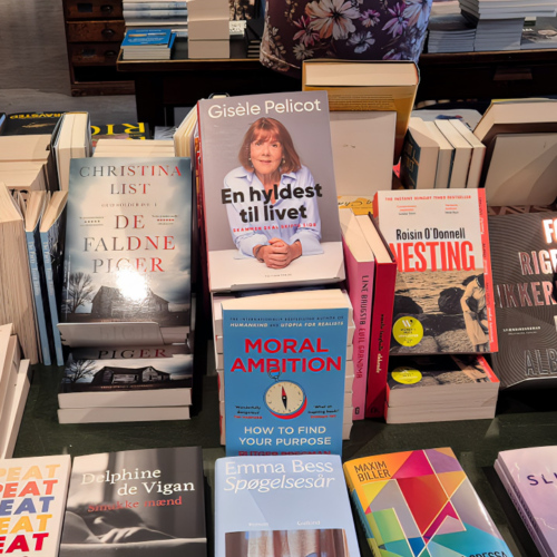 Îles Féroé Tórshavn
Livre de Madame Pélicot au café librairie Îles Féroé Tórshavn
