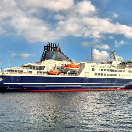 Smyril Line le Ferry Tvøroyri Smyril Line le Ferry Tvøroyri
