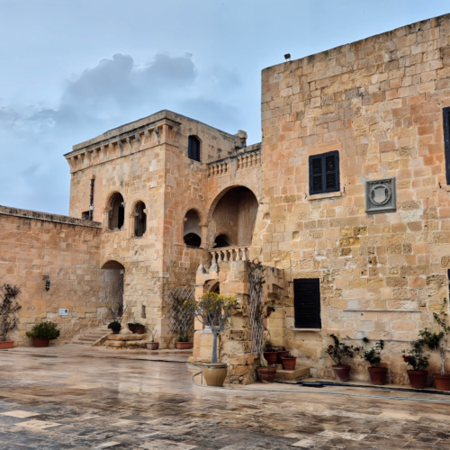 Malte, les Trois Cités, Le fort St Angelo. Le Palais du Magistrat. Malte les Trois Cités Le fort St Angelo